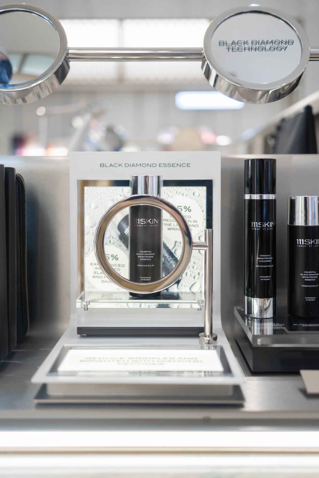 111SKIN Black Diamond Essence display