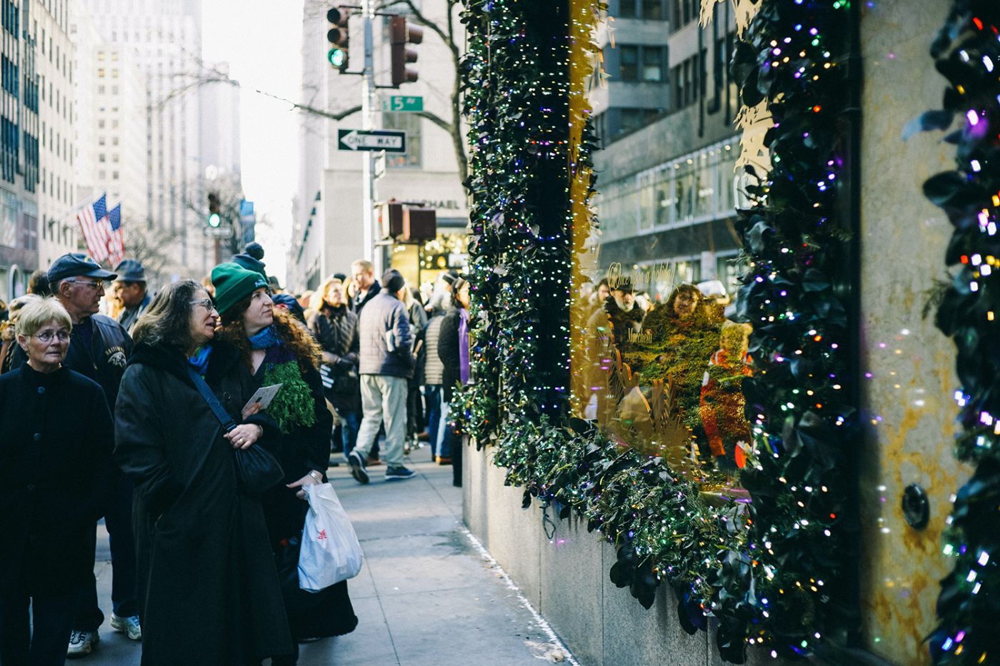 Establishing Connection in Retail Design for Christmas 2020