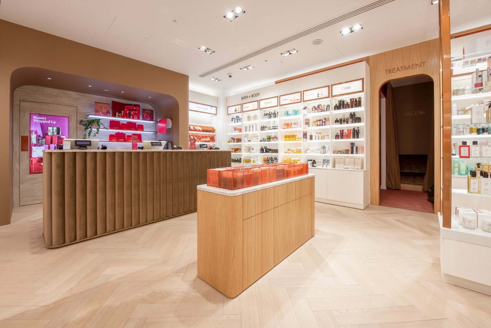 Space NK: Scalable, Omnichannel Beauty Retail Design