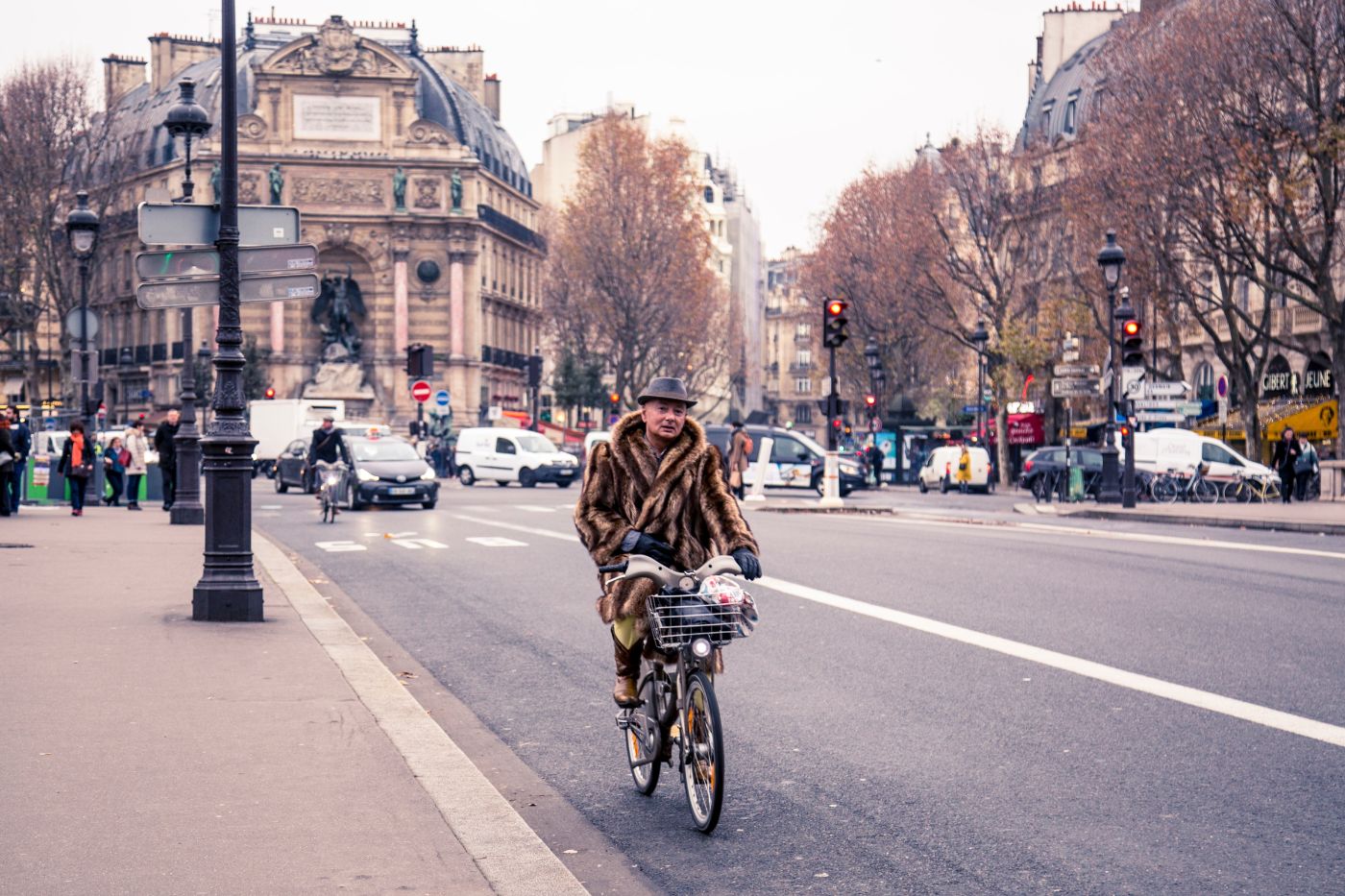 The dream to live again – brand conclusions inspired by Paris fashion week